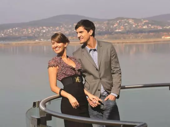 Отель Velence Resort & Spa