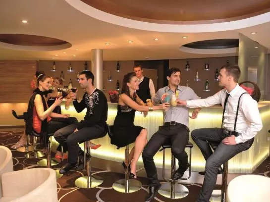 Отель Velence Resort & Spa