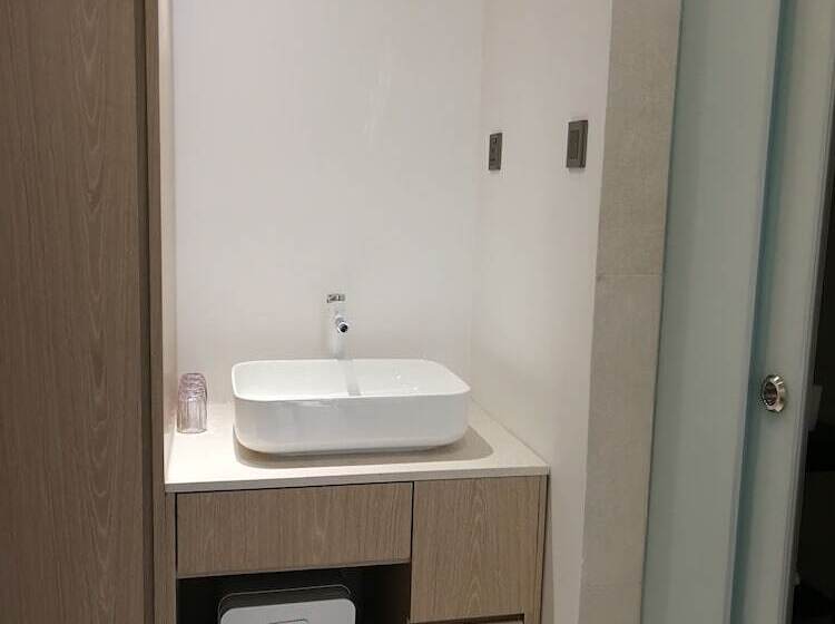 هتل Wifi Boutique