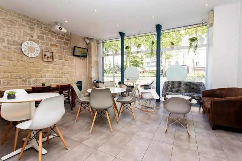 Le Regent Montmartre By Hiphophostels