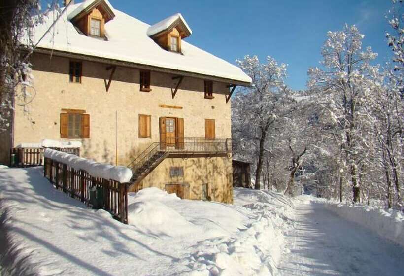 Bed and Breakfast Gîte De Boscodon