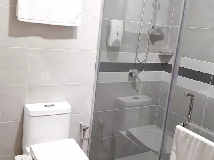 هتل Hotin Inn