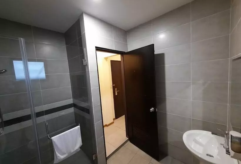 هتل Hotin Inn