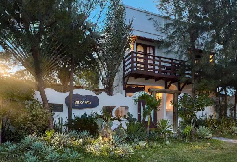 酒店 Milkyway