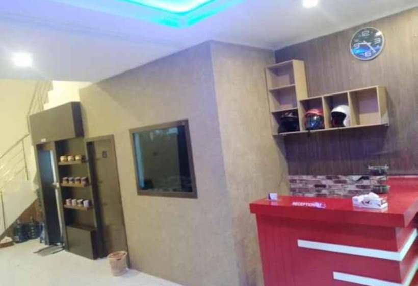 בית מלון כפרי Wisma Makassar