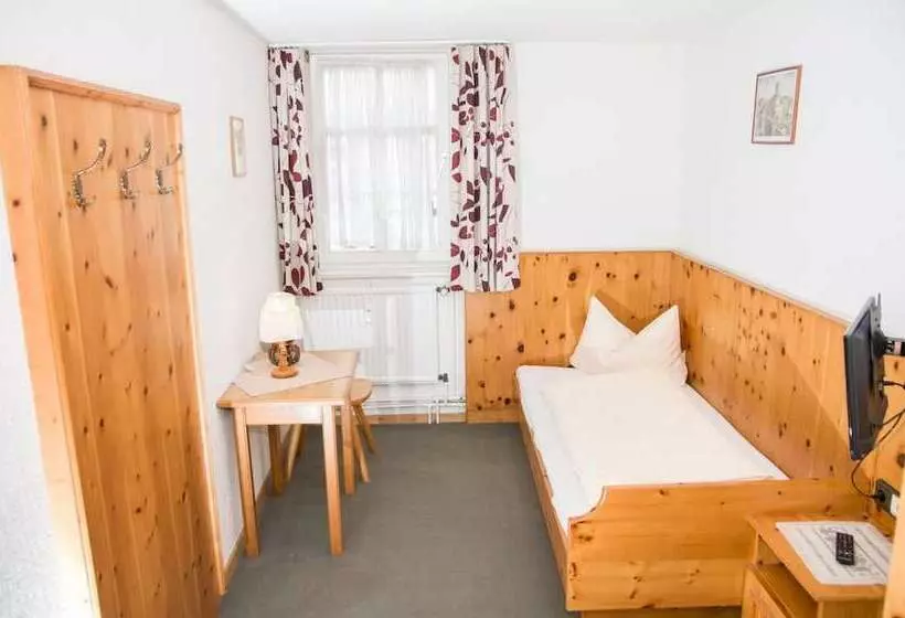 ペンション Altstadthotel Garni Frankfurter Hof