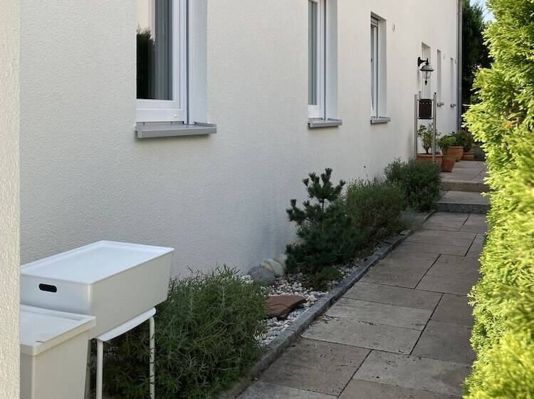 Пансион Boutique Apartment Haus