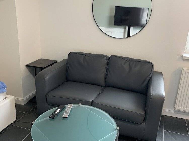 Пансион Boutique Apartment Haus