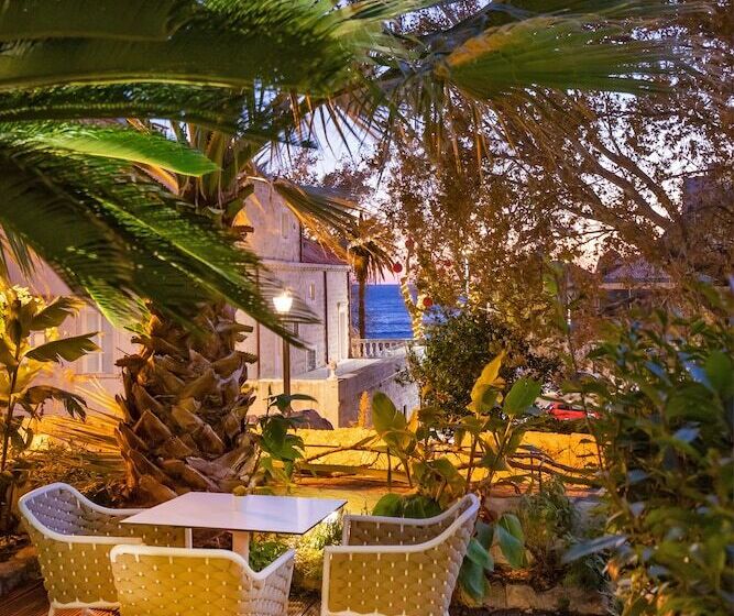 پانسیون Heritage Villa Nobile