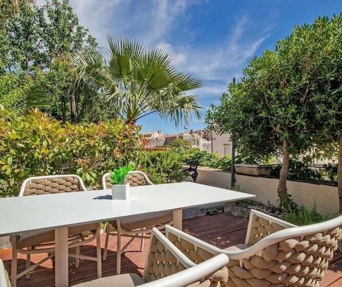 پانسیون Heritage Villa Nobile