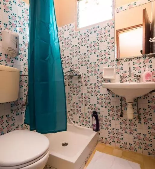 پانسیون Southgate Apartments