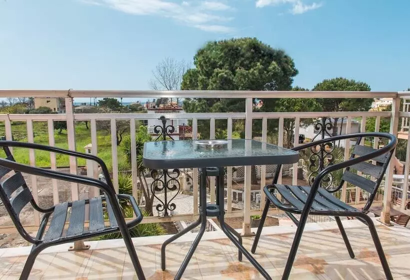 پانسیون Southgate Apartments