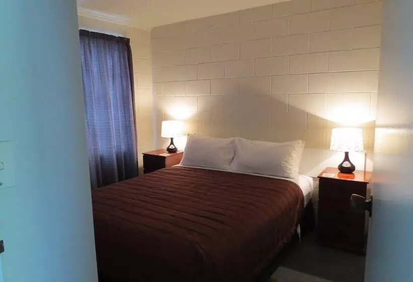 Culverden Court Motel