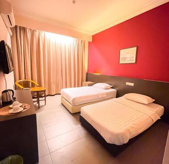 Hotel Alh Continental Resort