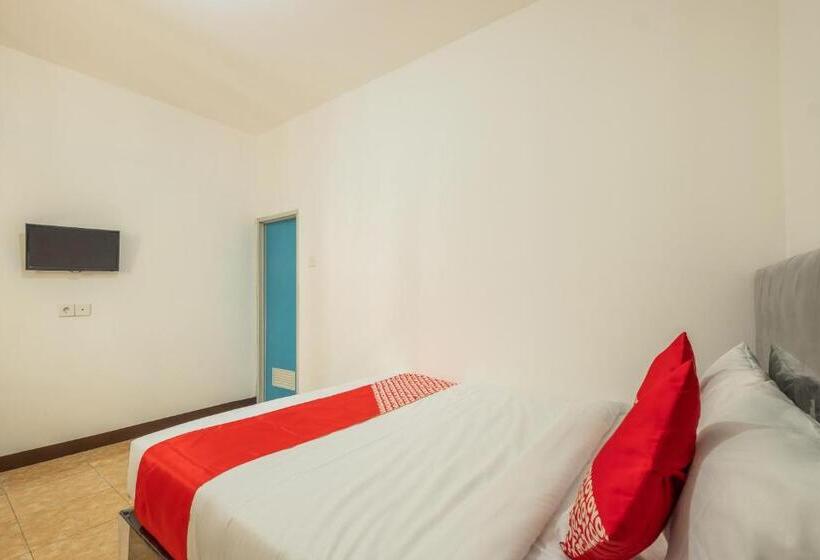 Otel Anyelir Residence By Oyo Rooms