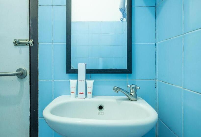 Otel Anyelir Residence By Oyo Rooms