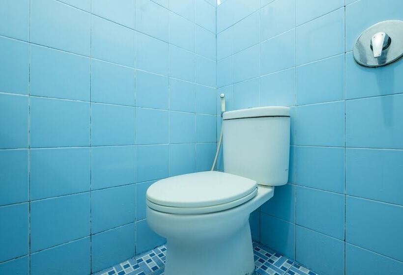 Otel Anyelir Residence By Oyo Rooms