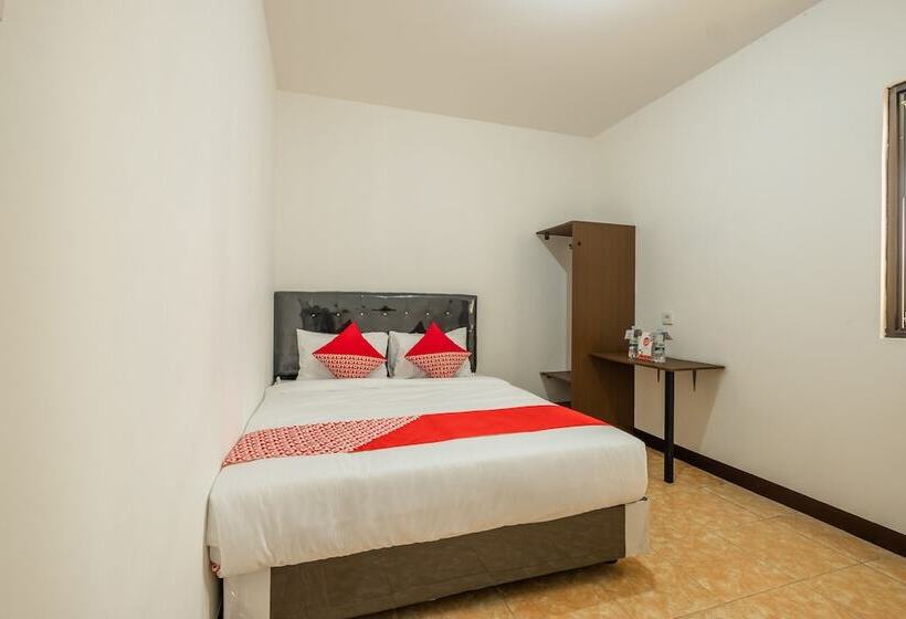 Otel Anyelir Residence By Oyo Rooms