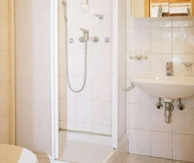 هتل Apartmajska Hiša Muštrinka