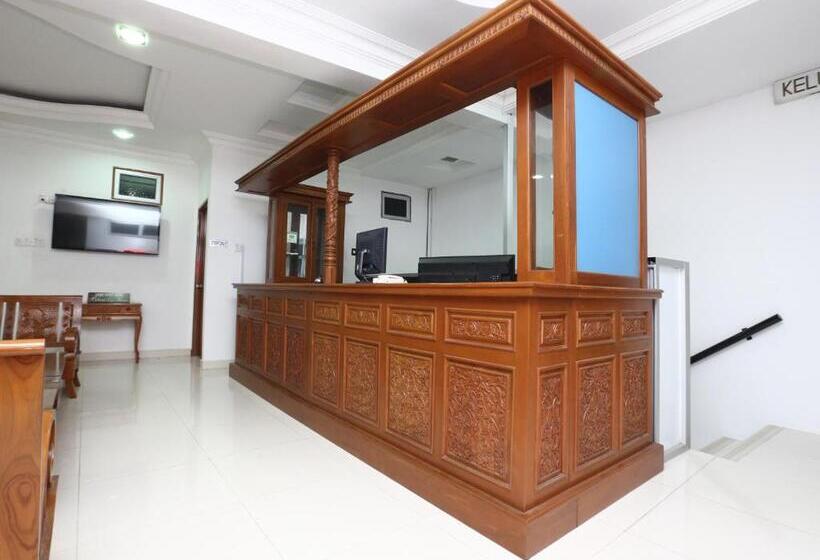 فندق Nusantara Jerteh By Oyo Rooms