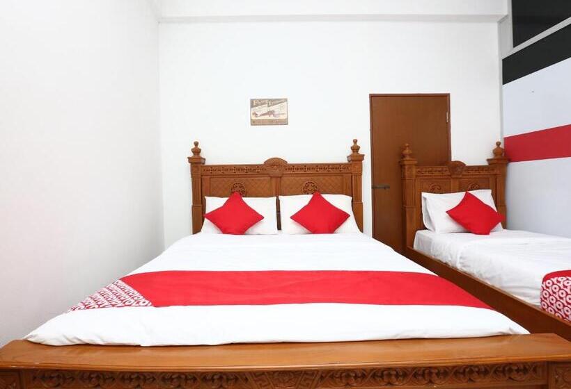 فندق Nusantara Jerteh By Oyo Rooms