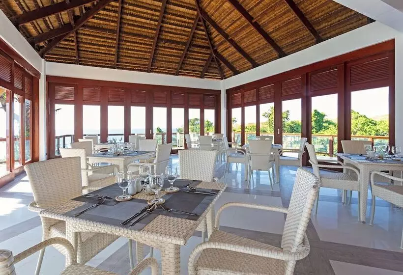 ホテル Ocean S Edge Resort