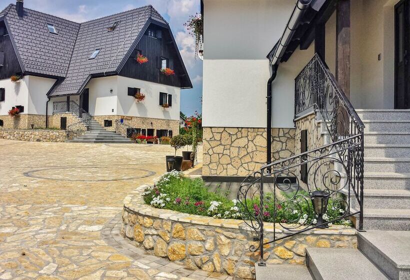 ペンション Etno Garden Exclusive Rooms