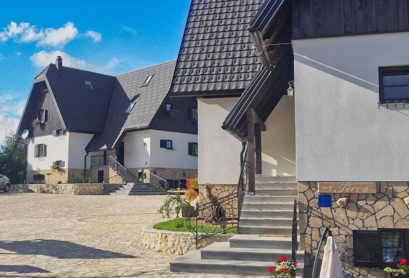 ペンション Etno Garden Exclusive Rooms