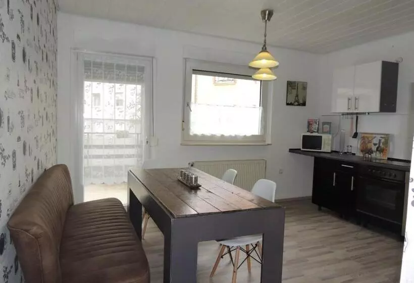 Majatalo Gästehaus Holiday