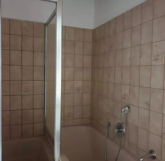 Majatalo Gästehaus Holiday