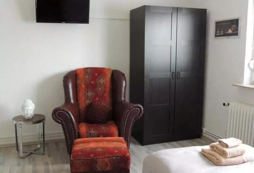 Majatalo Gästehaus Holiday