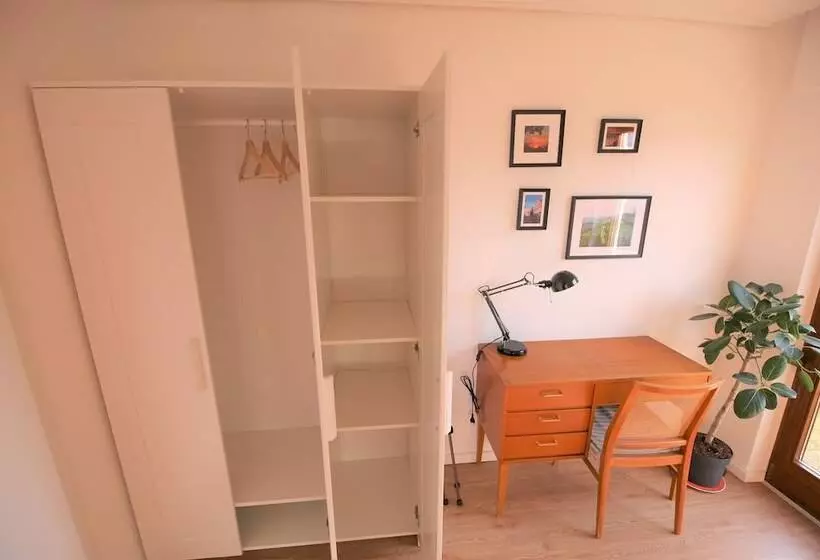 ペンション Rosenstrasse11   Gästezimmer