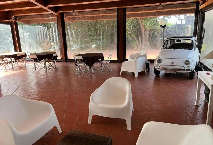 بنسيون Villa Leucatia