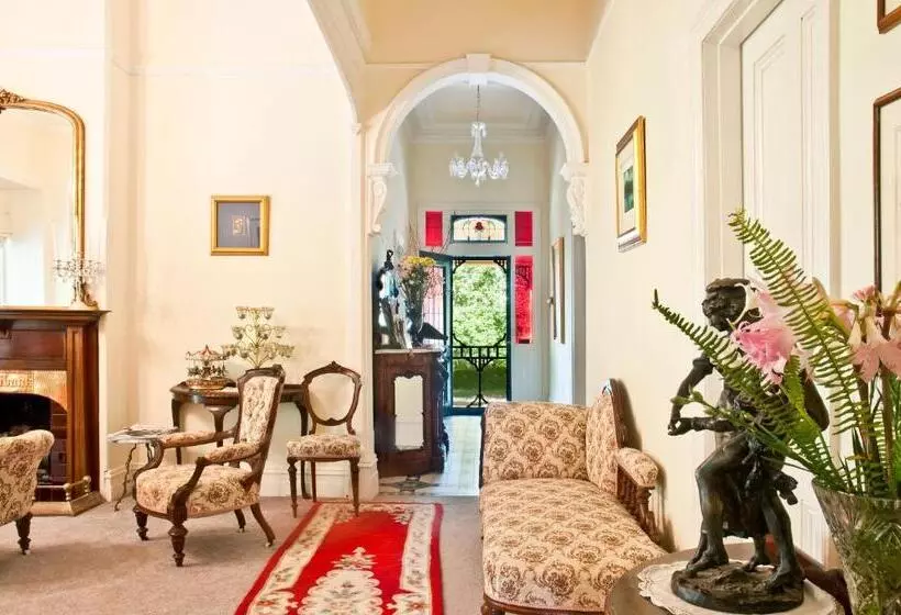 ベッドアンドブレックファースト Burnbank