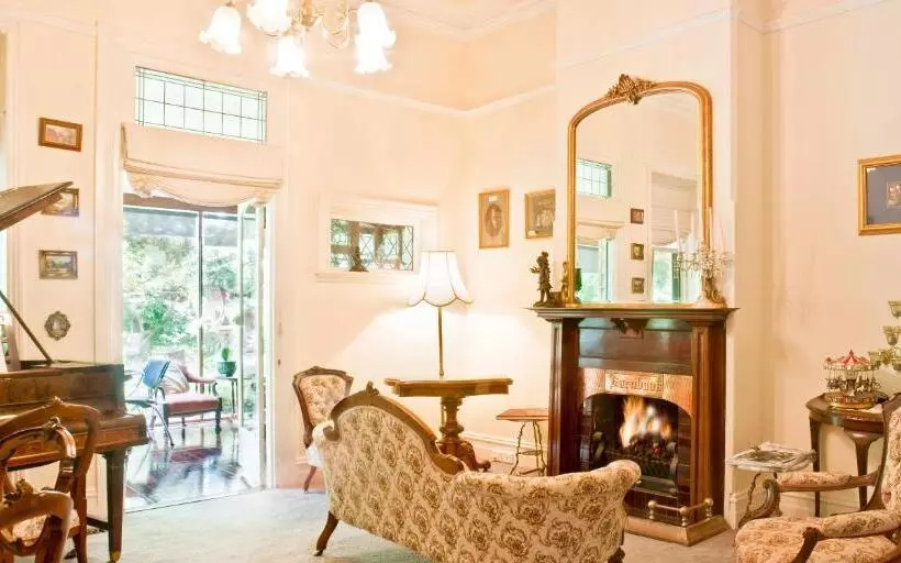 ベッドアンドブレックファースト Burnbank