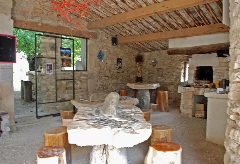 Aamiaismajoitus (B&B) Le Mas De Cyjelac