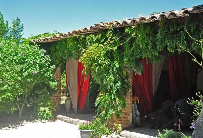 Aamiaismajoitus (B&B) Le Mas De Cyjelac