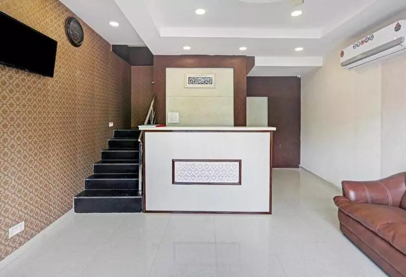 هتل Oyo 80764 Tawakkal Guest House