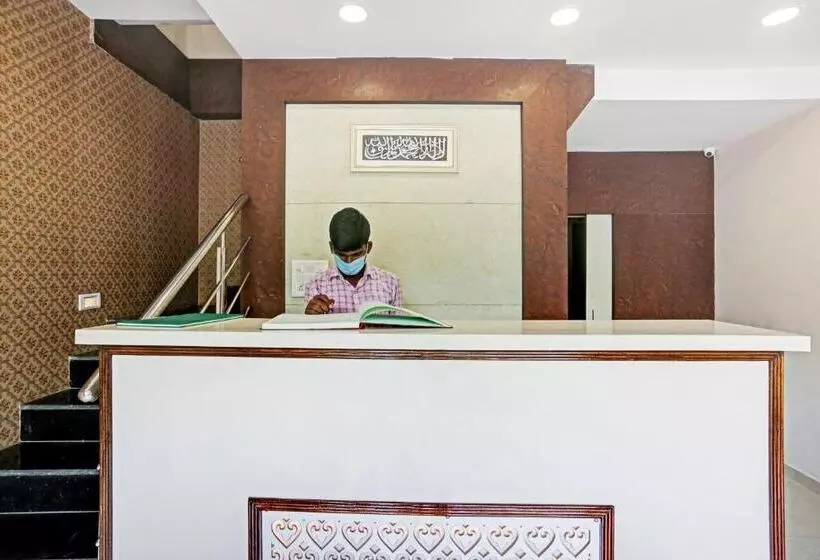 هتل Oyo 80764 Tawakkal Guest House
