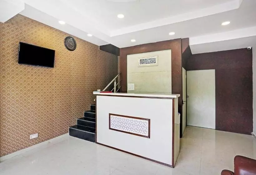 هتل Oyo 80764 Tawakkal Guest House