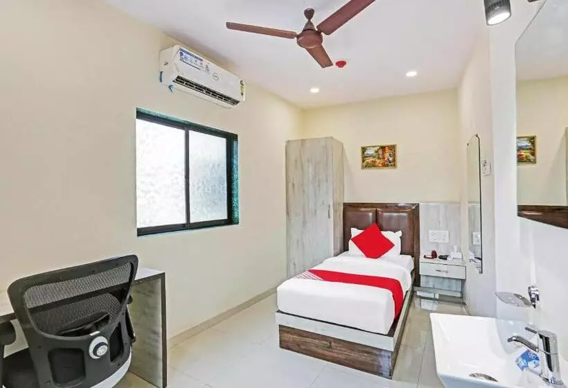 هتل Oyo 80764 Tawakkal Guest House