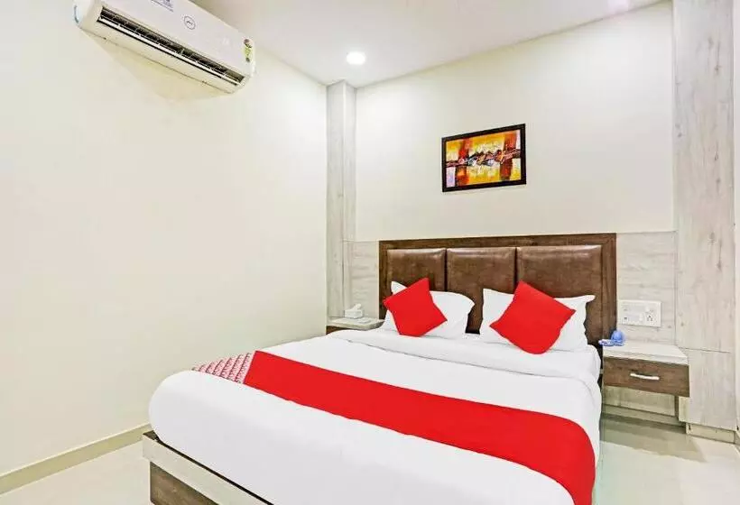 هتل Oyo 80764 Tawakkal Guest House