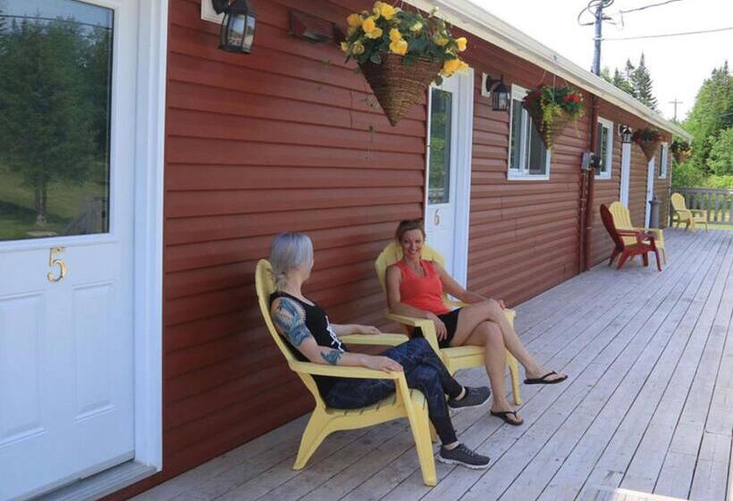 فندق Rocky Brook Acres