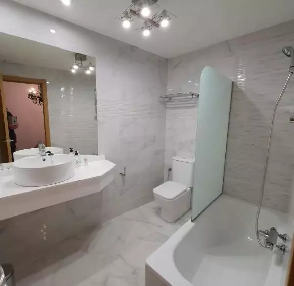 Hotelli Rural Villarromana De Tres Estrellas