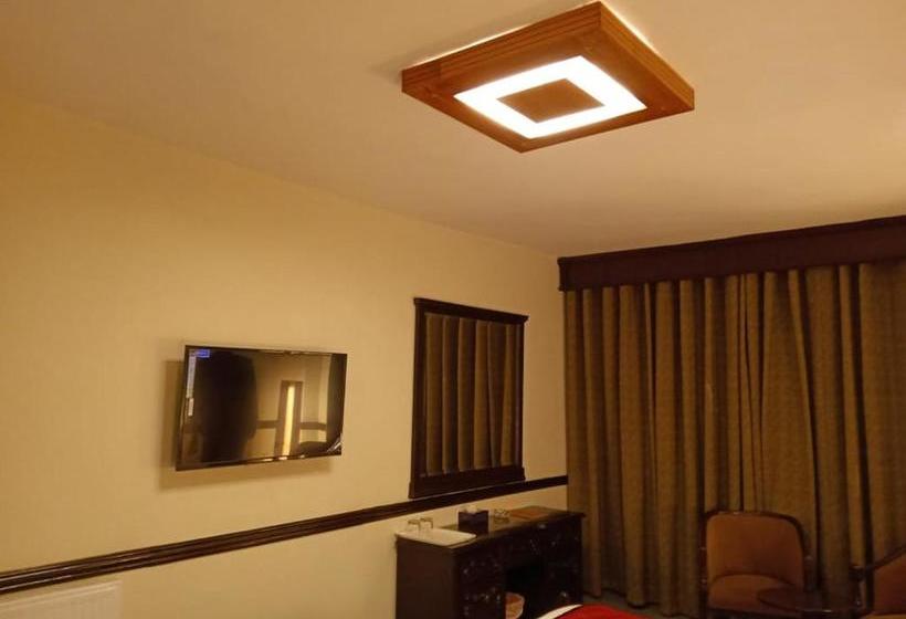 Shangrila Hotels Changla Gali