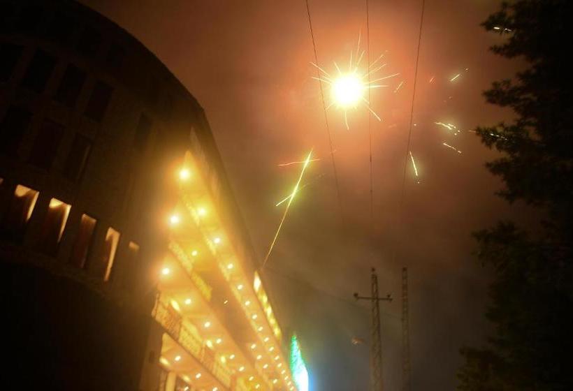 Shangrila Hotels Changla Gali