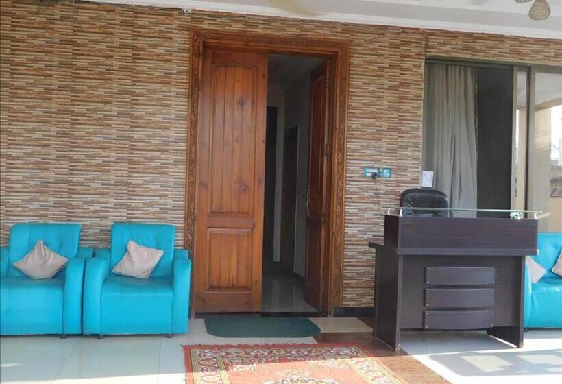 هتل Usmania Guest House