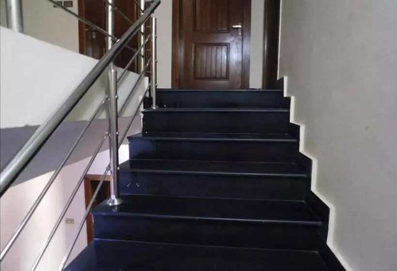 هتل Usmania Guest House