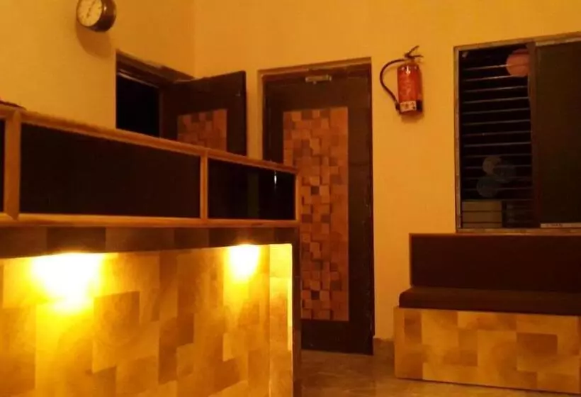 Hotelli Utsav Grand By Chocolate Inn