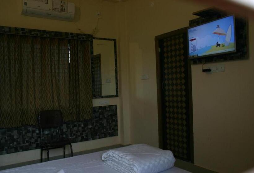 호텔 Utsav Grand By Chocolate Inn